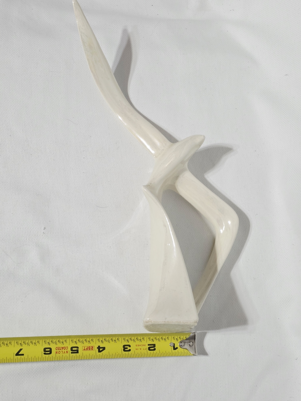 Vintage Mid-Century Modern Ceramic Figurine - Minimalist "Bird in Flight" - Picture 5 of 13